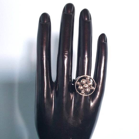 🍇 One-of-a-Kind Vintage Scandinavian Sterling Silver Grapes Ring - Picture 3 of 13